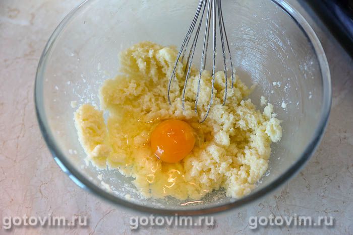 Фотографии рецепта Творожный кекс с клубникой, 02 Творожный кекс с клубникой, Шаг 02
