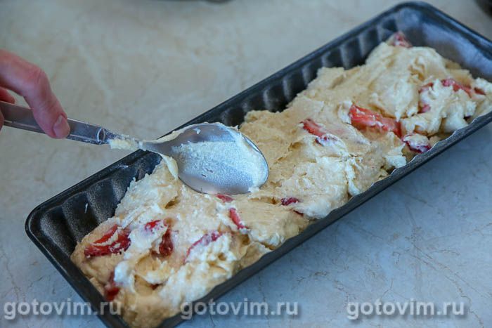 Фотографии рецепта Творожный кекс с клубникой, 06 Творожный кекс с клубникой, Шаг 06