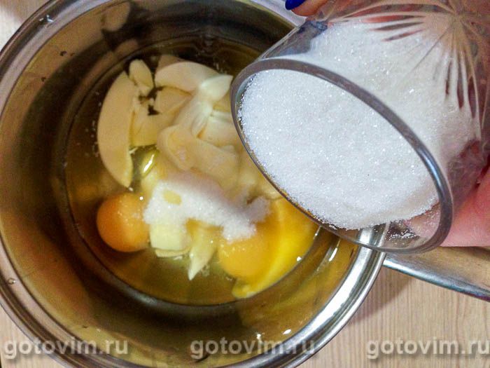 Фотографии рецепта Кекс на майонезе кокосовой стружкой и шоколадной глазурью, 01 Кекс на майонезе кокосовой стружкой и шоколадной глазурью, Шаг 01