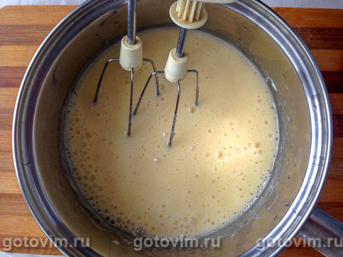 Фотографии рецепта Кекс на майонезе кокосовой стружкой и шоколадной глазурью, 02 Кекс на майонезе кокосовой стружкой и шоколадной глазурью, Шаг 02