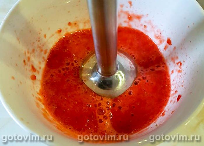 Фотографии рецепта Клубничный коктейль с ромом и мятой, 05 Клубничный коктейль с ромом и мятой, Шаг 05