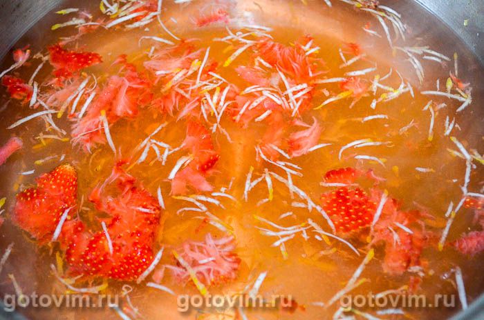 Фотографии рецепта Лимонад с клубникой, 05 Лимонад с клубникой, Шаг 05