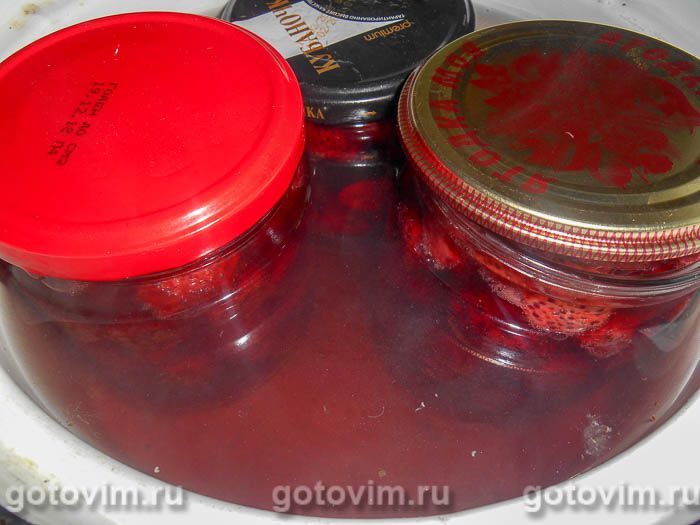 Фотографии рецепта Клубника в собственном соку на зиму, 03 Клубника в собственном соку на зиму, Шаг 03