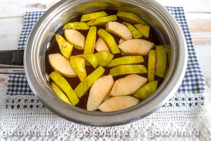 Фотографии рецепта Компот из айвы и калины, 04 Компот из айвы и калины, Шаг 04
