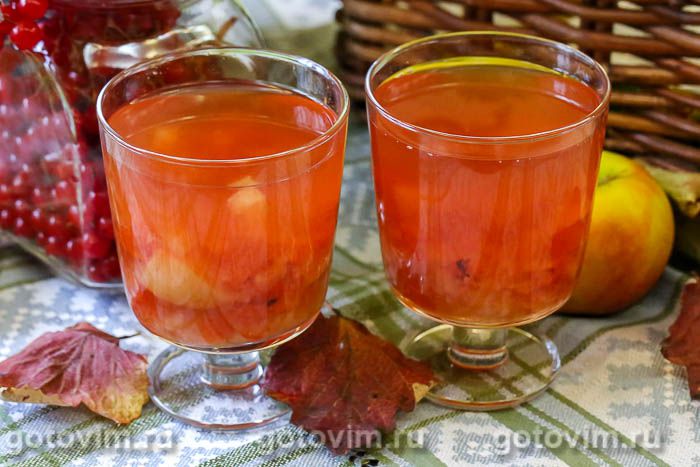 Компот из калины и яблок. Фотография рецепта Компот из калины и яблок. Фотография рецепта