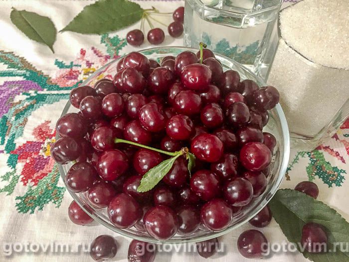 Фотографии рецепта Компот из вишни, 01 Компот из вишни, Шаг 01