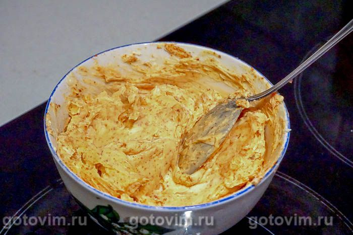 Фотографии рецепта Котлет по-киевски со сливочным маслом и сыром, 02 Котлет по-киевски со сливочным маслом и сыром, Шаг 02