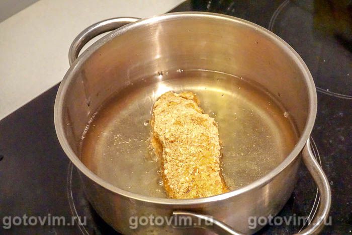 Фотографии рецепта Котлет по-киевски со сливочным маслом и сыром, 07 Котлет по-киевски со сливочным маслом и сыром, Шаг 07