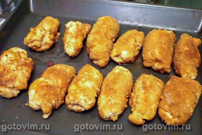 Фотографии рецепта Котлет по-киевски со сливочным маслом и сыром, 08 Котлет по-киевски со сливочным маслом и сыром, Шаг 08