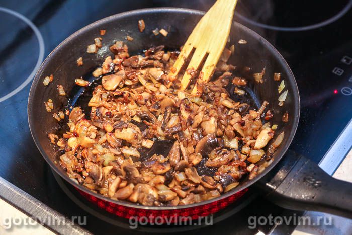 Фотографии рецепта Котлеты из куриных сердечек с грибами, 04 Котлеты из куриных сердечек с грибами, Шаг 04
