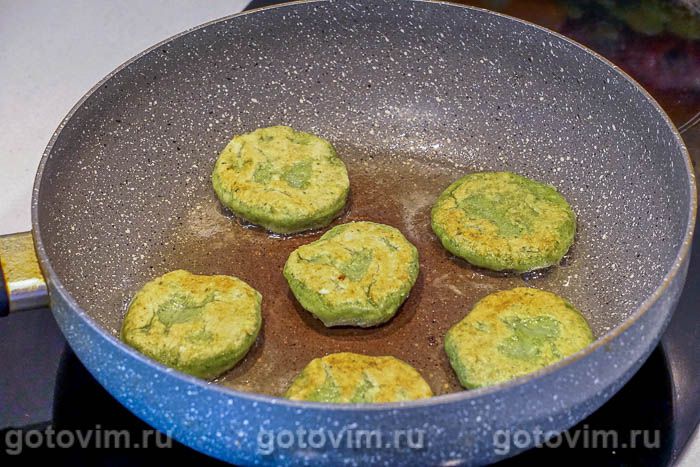 Фотографии рецепта Котлеты из брокколи, 06 Котлеты из брокколи, Шаг 06
