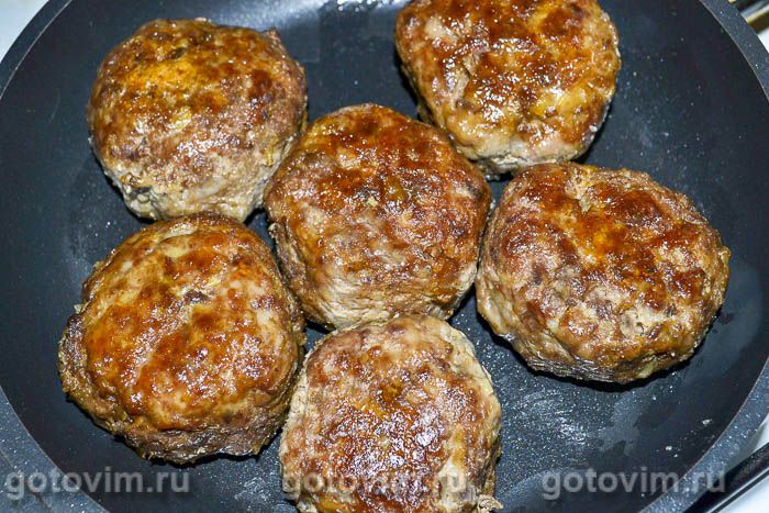 Фотографии рецепта Мясные котлеты с творогом, 06 Мясные котлеты с творогом, Шаг 06