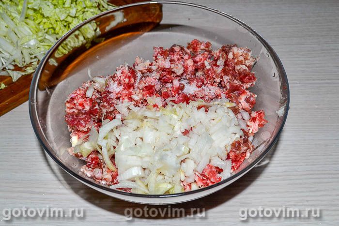 Фотографии рецепта Котлеты с пекинской капустой, 02 Котлеты с пекинской капустой, Шаг 02