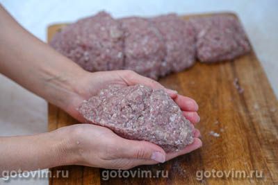 Фотографии рецепта Говяжьи котлеты, 02 Говяжьи котлеты, Шаг 02