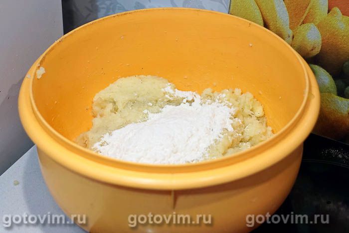 Фотографии рецепта Кропкакор - картофельные клёцки с беконом по-щведски, 03 Кропкакор - картофельные клёцки с беконом по-щведски, Шаг 03