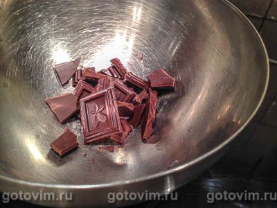 Фотографии рецепта Крем Шантильи с темным шоколадом, 02 Крем Шантильи с темным шоколадом, Шаг 02