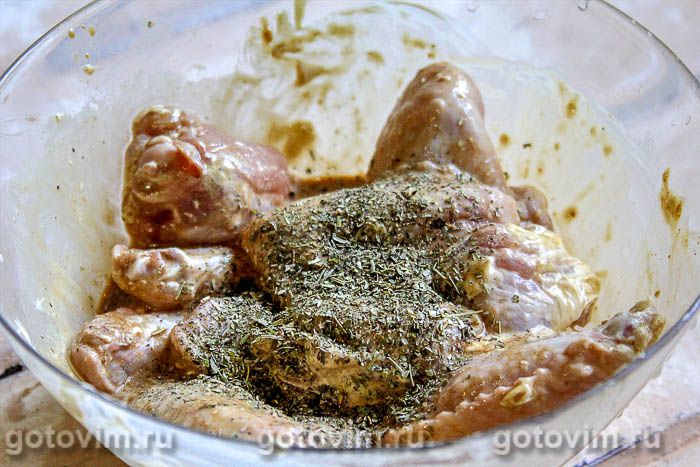 Фотографии рецепта Куриные крылышки в духовке, запеченные с яблоками и вишней, 03 Куриные крылышки в духовке, запеченные с яблоками и вишней, Шаг 03