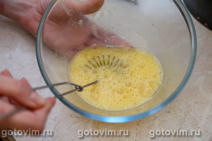 Фотографии рецепта Круассан-сэндвич с ветчиной и яичницей, 02 Круассан-сэндвич с ветчиной и яичницей, Шаг 02