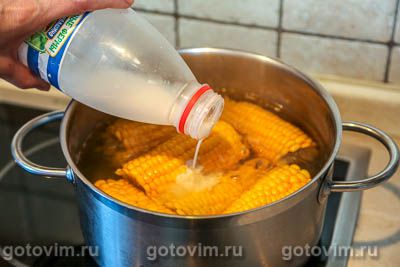 Фотографии рецепта Кукуруза с молоком и сливочным маслом, 02 Кукуруза с молоком и сливочным маслом, Шаг 02