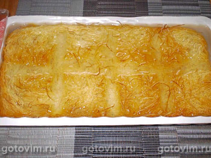 Фотографии рецепта Восточная сладость кунафа (Künefe) из теста кадаиф , 04 Восточная сладость кунафа (Künefe) из теста кадаиф , Шаг 04