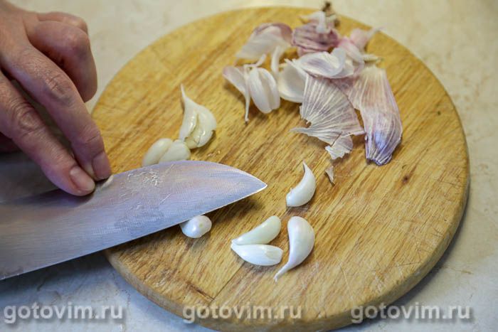 Фотографии рецепта Куриные бедра, запеченные в чесночно-сливочном соусе, 03 Куриные бедра, запеченные в чесночно-сливочном соусе, Шаг 03