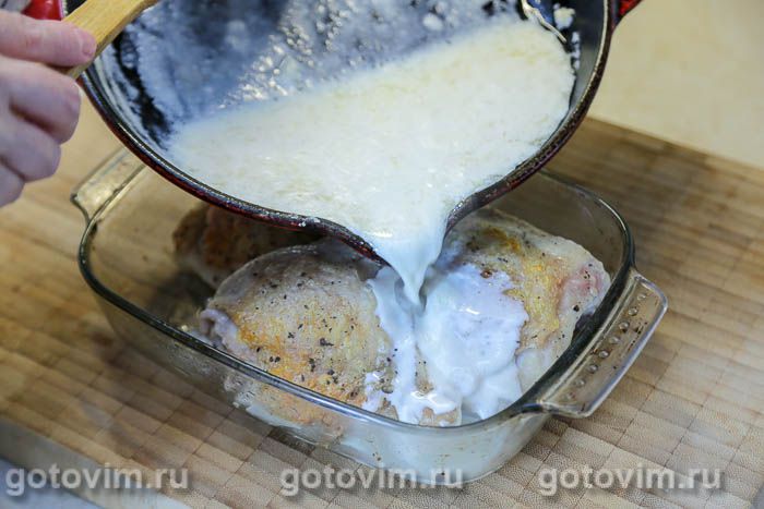 Фотографии рецепта Куриные бедра, запеченные в чесночно-сливочном соусе, 07 Куриные бедра, запеченные в чесночно-сливочном соусе, Шаг 07