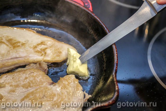 Фотографии рецепта Куриная грудка со спаржей, чесноком и сливочным маслом, 06 Куриная грудка со спаржей, чесноком и сливочным маслом, Шаг 06