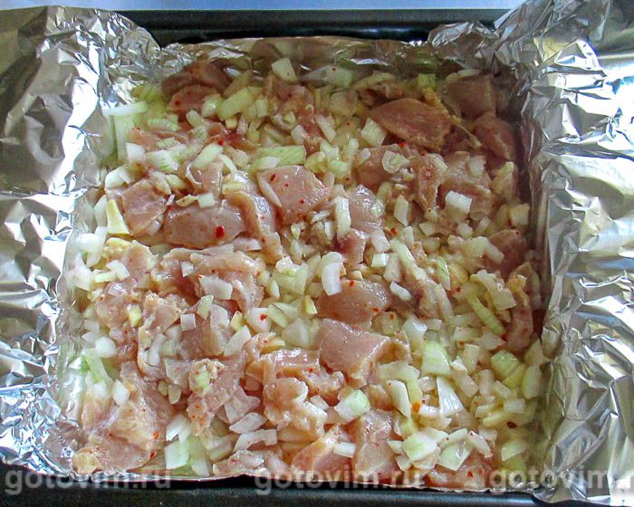 Фотографии рецепта Куриная грудка в духовке с сыром, грибами и помидорами, 03 Куриная грудка в духовке с сыром, грибами и помидорами, Шаг 03