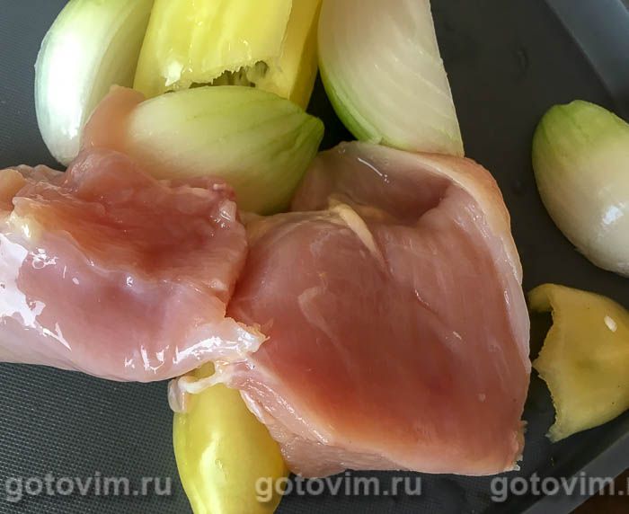 Фотографии рецепта Куриные котлеты в панировке с сырной посыпкой, 01 Куриные котлеты в панировке с сырной посыпкой, Шаг 01