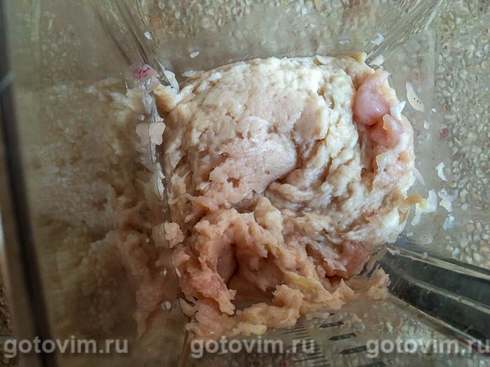 Фотографии рецепта Куриные котлеты в панировке с сырной посыпкой, 03 Куриные котлеты в панировке с сырной посыпкой, Шаг 03
