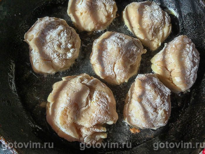 Фотографии рецепта Куриные котлеты в панировке с сырной посыпкой, 05 Куриные котлеты в панировке с сырной посыпкой, Шаг 05