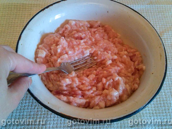 Фотографии рецепта Куриные фрикадельки в чесночном соусе, 01 Куриные фрикадельки в чесночном соусе, Шаг 01