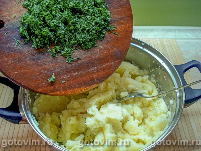 Фотографии рецепта Куриные ножки с картофельным пюре в мешочке их теста, 04 Куриные ножки с картофельным пюре в мешочке их теста, Шаг 04