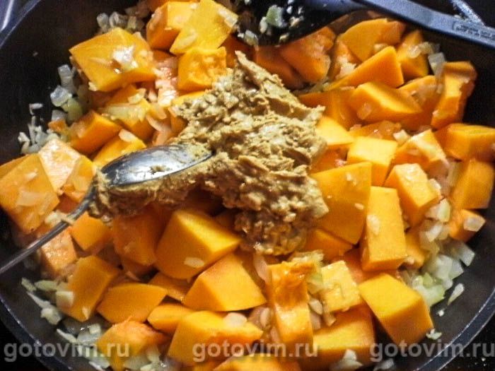 Фотографии рецепта Тушеная курицы с тыквой и арахисом по-африкански, 03 Тушеная курицы с тыквой и арахисом по-африкански, Шаг 03
