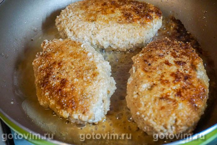 Фотографии рецепта Зразы из куриного мяса с сыром и зеленью, 07 Зразы из куриного мяса с сыром и зеленью, Шаг 07