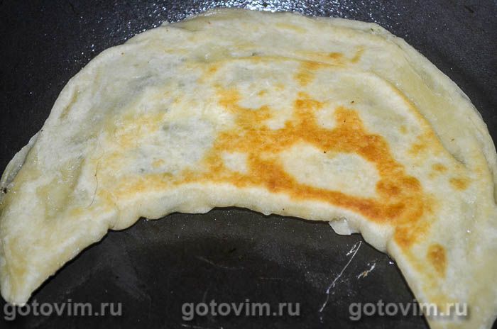 Фотографии рецепта Кутабы с творогом и зеленью, 07 Кутабы с творогом и зеленью, Шаг 07