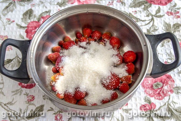Фотографии рецепта Клубничный квас, 02 Клубничный квас, Шаг 02