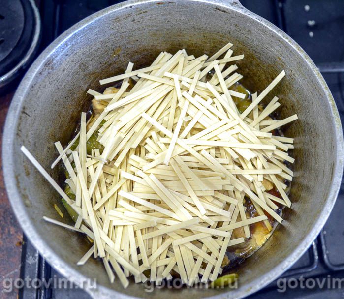 Фотографии рецепта Лапша удон с кабачками и курицей, 06 Лапша удон с кабачками и курицей, Шаг 06
