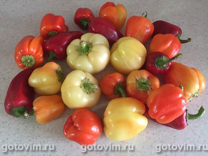 Фотографии рецепта Лечо острое из помидоров со сладким перцем, чесноком и уксусом, 02 Лечо острое из помидоров со сладким перцем, чесноком и уксусом, Шаг 02