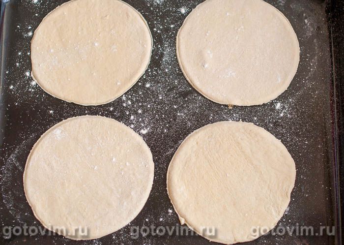 Фотографии рецепта Лепешки с сыром и сметаной в хлебопечке, 04 Лепешки с сыром и сметаной в хлебопечке, Шаг 04