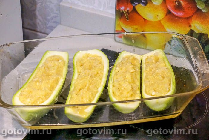 Фотографии рецепта Лодочки из кабачков, фаршированные картофелем и помидорами, 08 Лодочки из кабачков, фаршированные картофелем и помидорами, Шаг 08