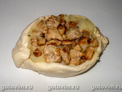 Фотографии рецепта Лодочки из слоеного теста с картофельным пюре и мясом, 09 Лодочки из слоеного теста с картофельным пюре и мясом, Шаг 09