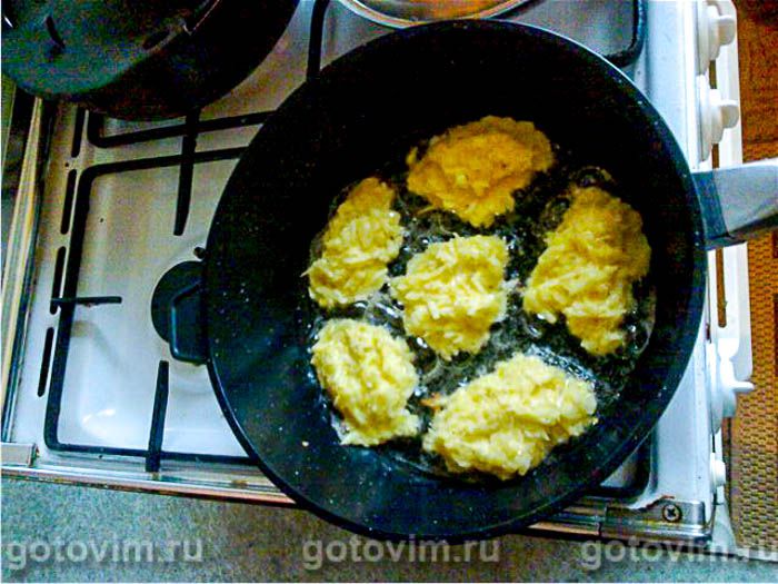 Фотографии рецепта Луковые котлеты «Цибулине щастя», 03 Луковые котлеты «Цибулине щастя», Шаг 03