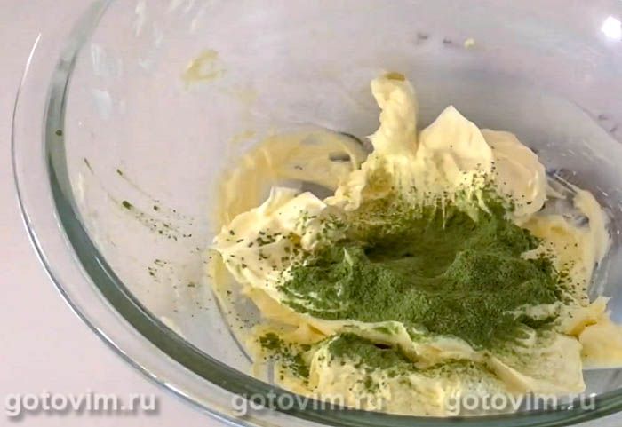 Фотографии рецепта Макаруны с кремом из сливочного сыра и чая матча, 02 Макаруны с кремом из сливочного сыра и чая матча, Шаг 02