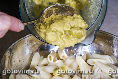 Фотографии рецепта Макароны с пастой из оливок, Шаг 04