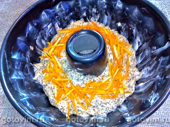 Фотографии рецепта Кекс с маком, апельсиновой цедрой и орехами, 04 Кекс с маком, апельсиновой цедрой и орехами, Шаг 04
