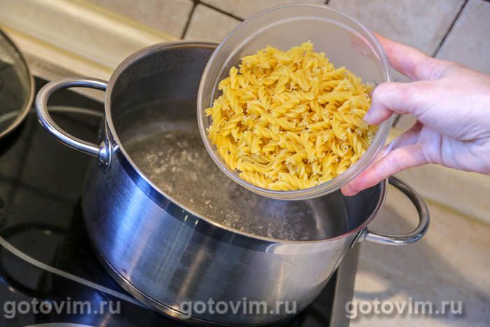 Фотографии рецепта Макароны по флотски с зеленым горошком, 01 Макароны по флотски с зеленым горошком, Шаг 01