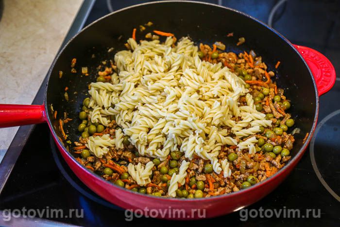 Фотографии рецепта Макароны по флотски с зеленым горошком, 07 Макароны по флотски с зеленым горошком, Шаг 07