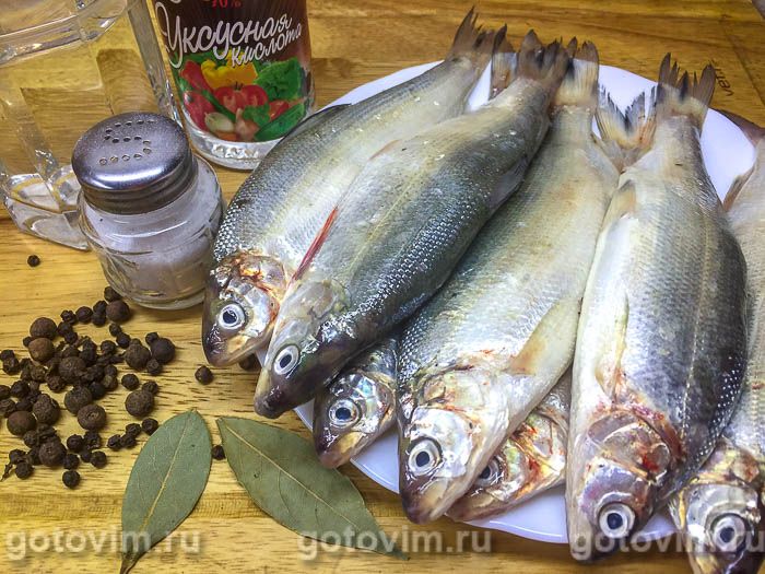 Фотографии рецепта Маринованная пелядь с уксусом в домашних условиях, 01 Маринованная пелядь с уксусом в домашних условиях, Шаг 01