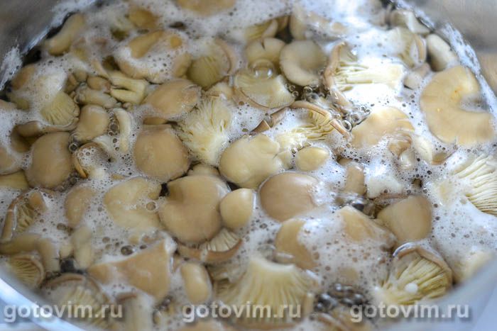 Фотографии рецепта Маринованные вешенки с морковью по-корейски, 02 Маринованные вешенки с морковью по-корейски, Шаг 02